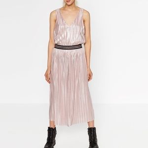 Zara Metallic Pink Pleated Skirt, Sz L NWT